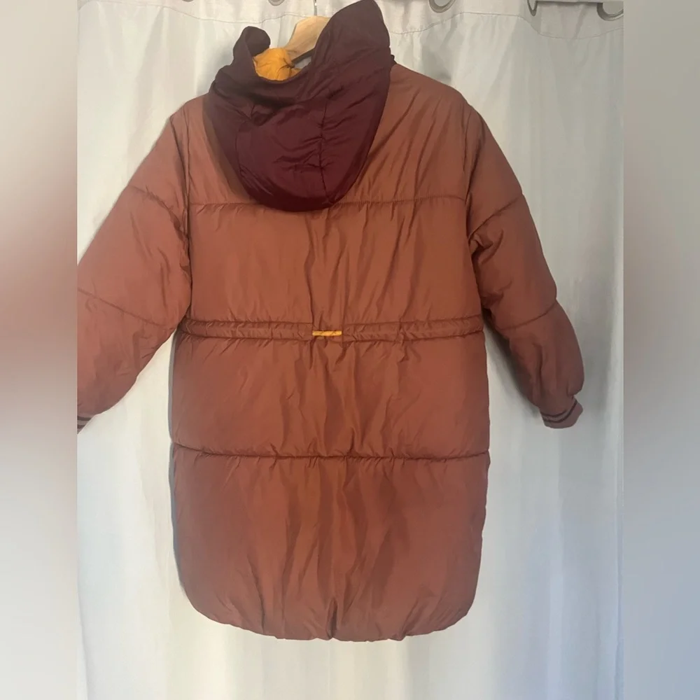 Zara Puffer Jacket - Picture 2 of 9